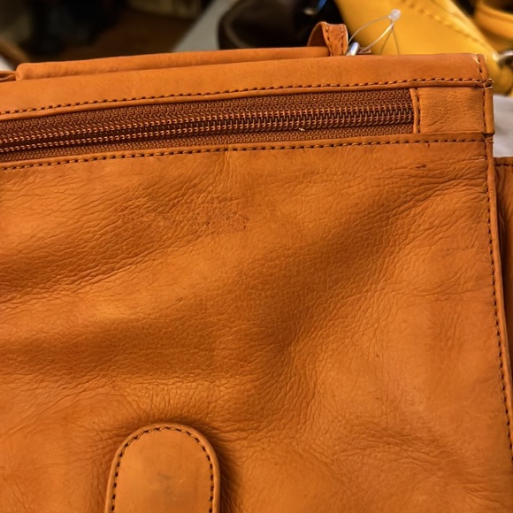 Canyon outback genuine Leather backpack large nwt - Picture 11 of 11